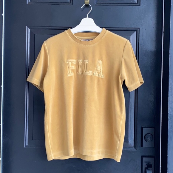 *SOLD* FILA Velvet t-shirt - Picture 2 of 8